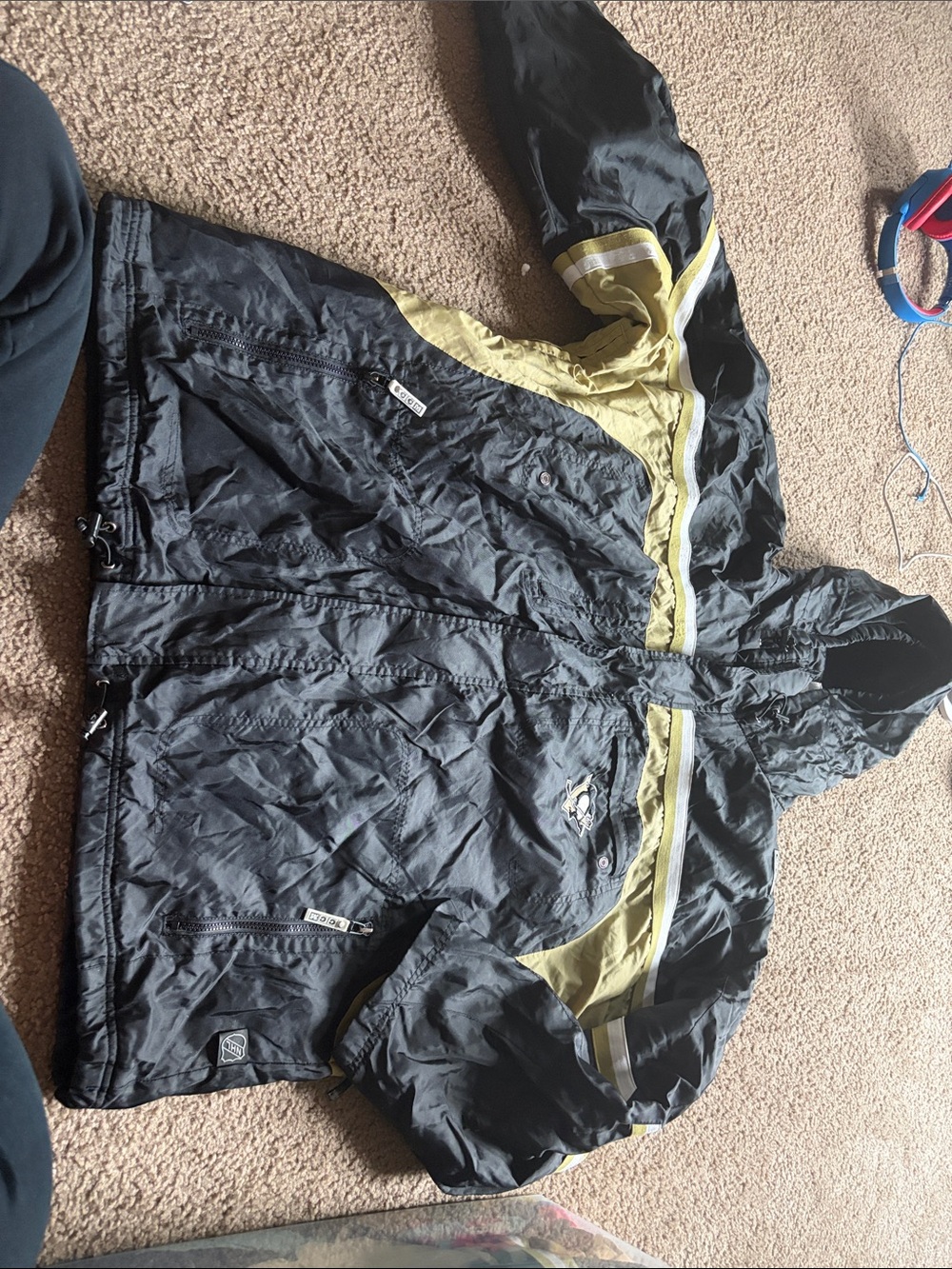 Vintage Pittsburgh Penguins CCM NHL Jacket XXL